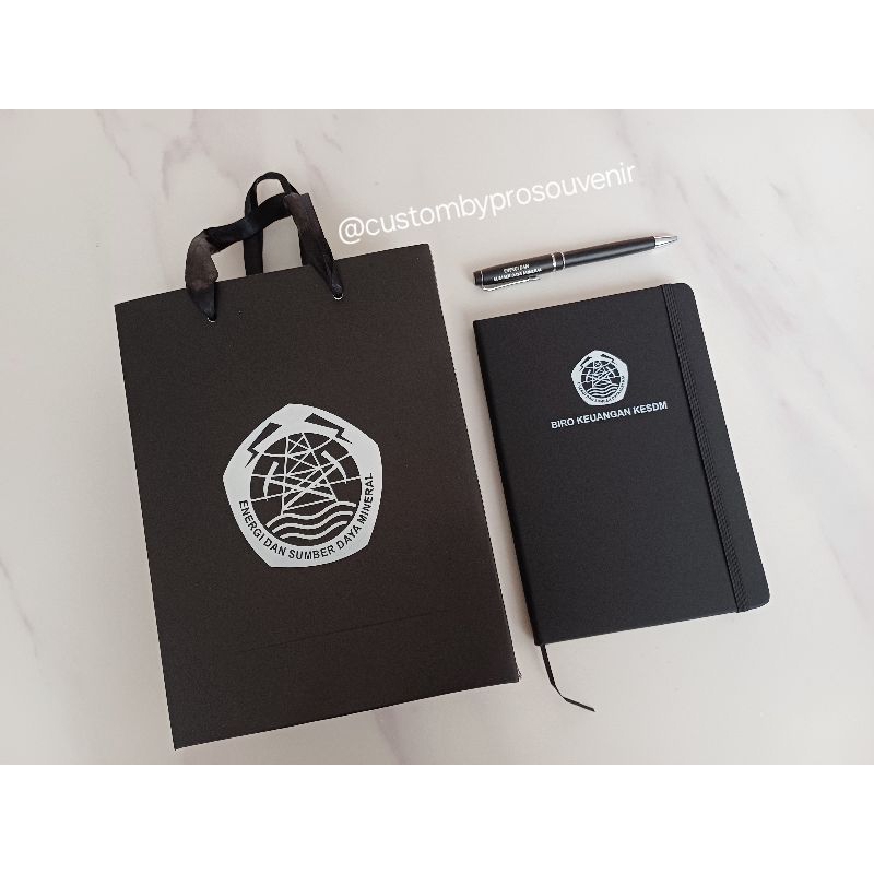 

BTS Custom Notebook Pen exclusive Ts