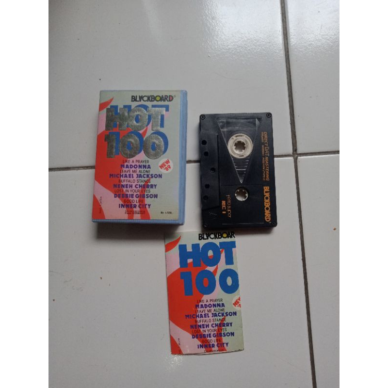 Kaset Blackboard hot 100