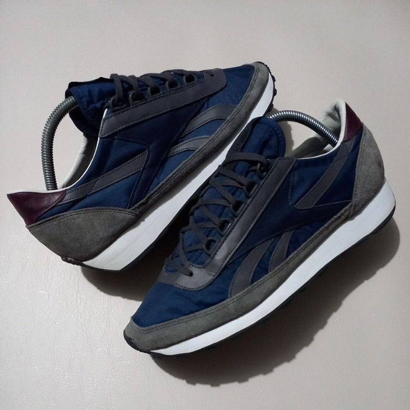 Sepatu Reebok Aztec WL Size 42.5