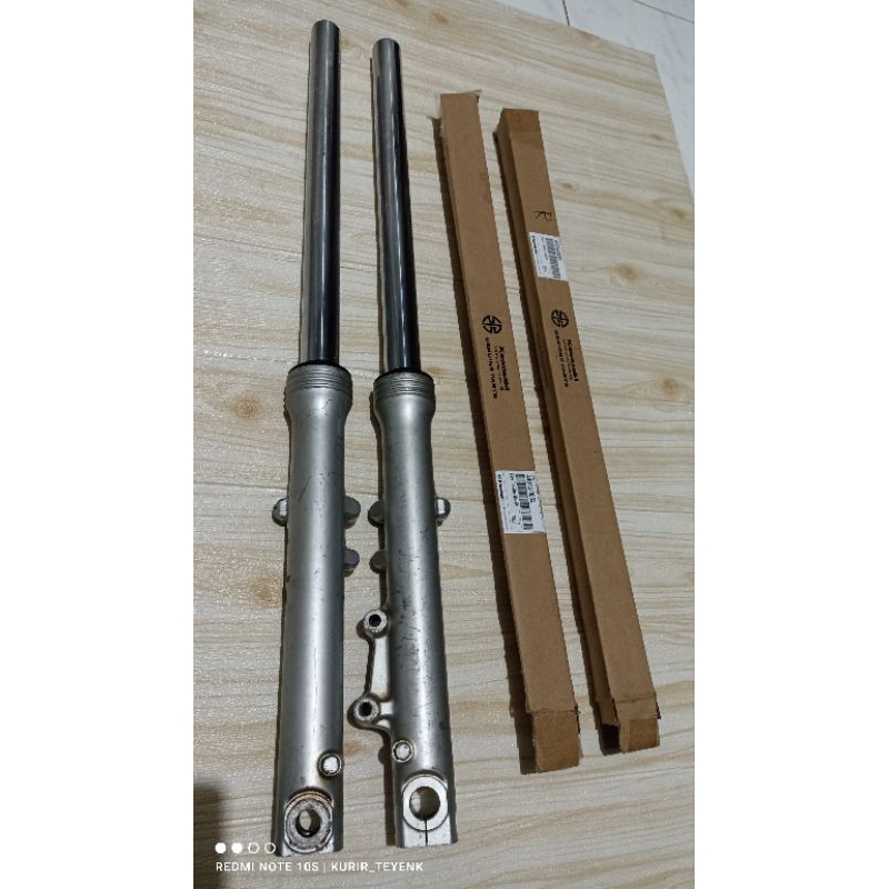 as bottom victor thailand pnp ninja R shock depan ninja