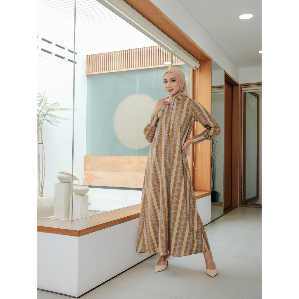 Muda Official New Padma Dress - Maroon