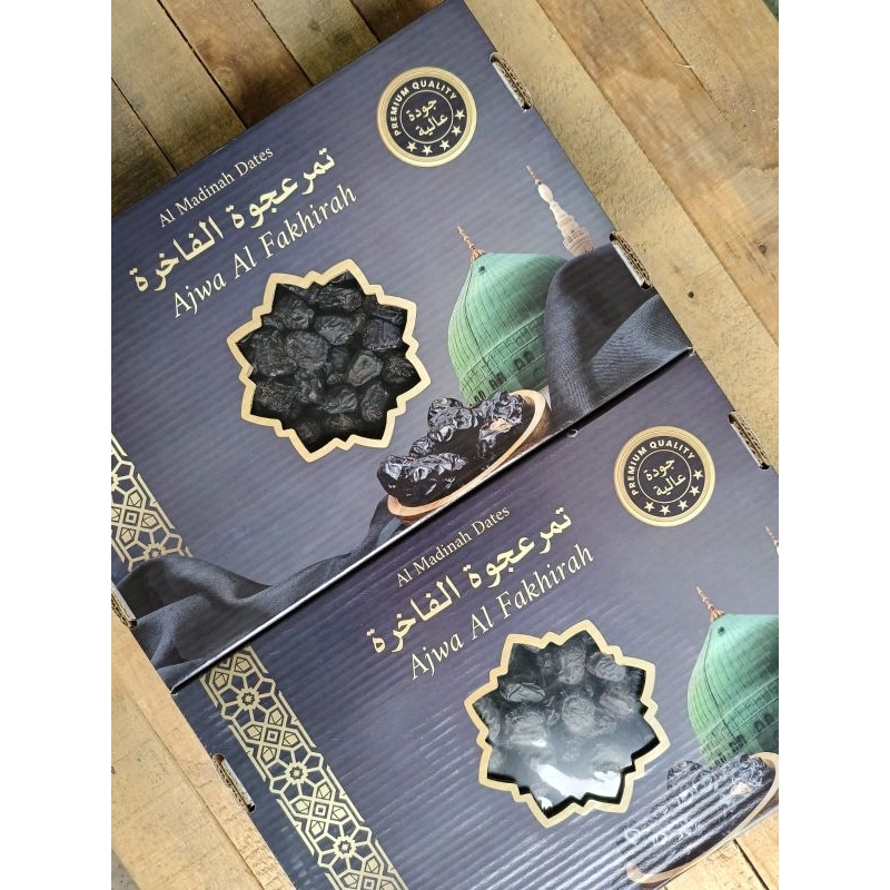 

Kurma Ajwa Fakhirah