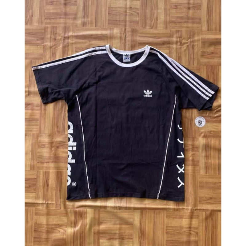 KAOS ADIDAS  Japan