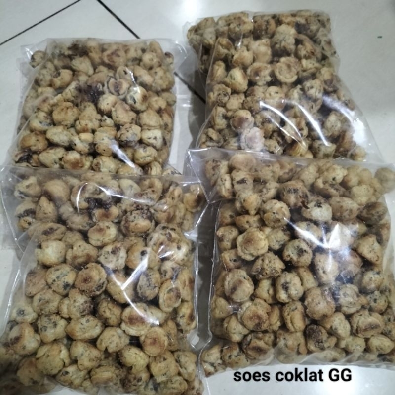 

kacang campur dan soes kering