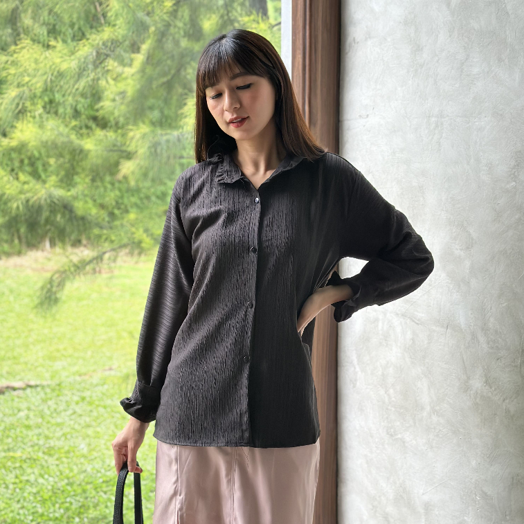 Bloobel - Inez Top ( BPJ102 ) Atasan Polos Lengan Panjang Wanita Lady Crush Kemeja Berkancing Lebara