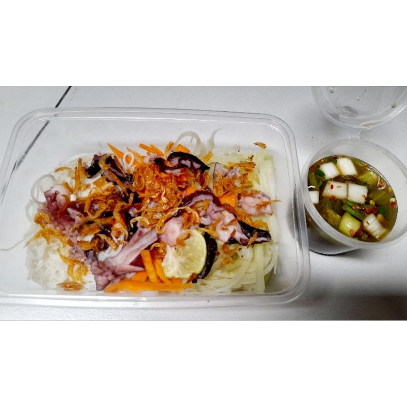 

Som Tam Vegetable Salad Octopus