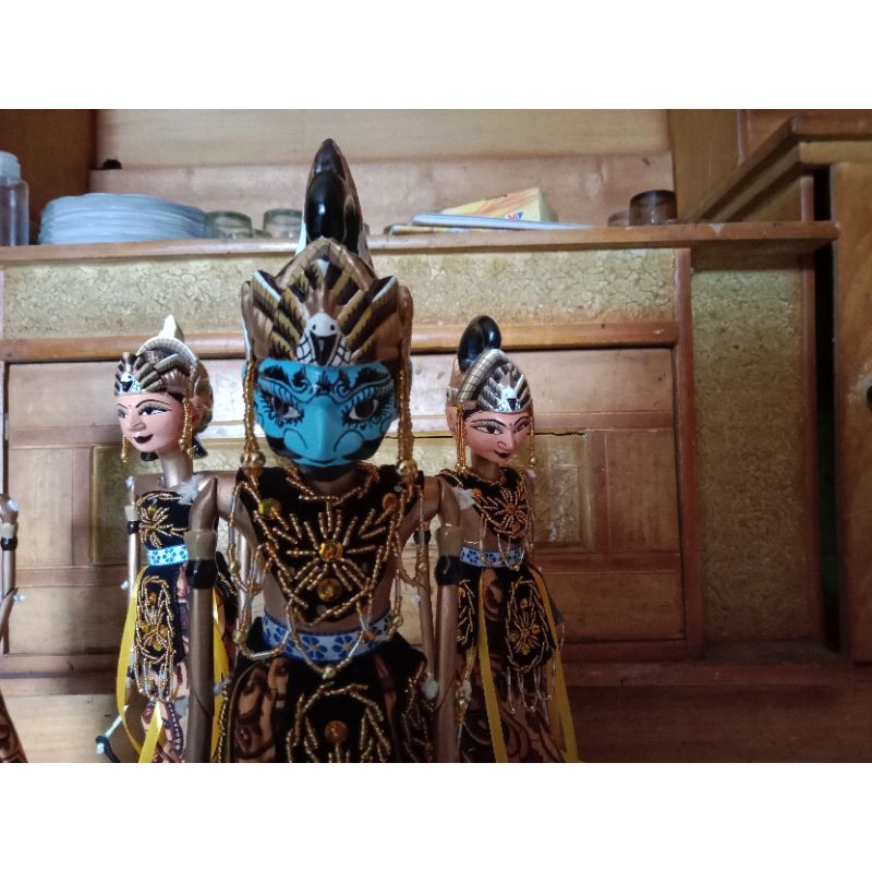 wayang golek gatot kaca 40cm
