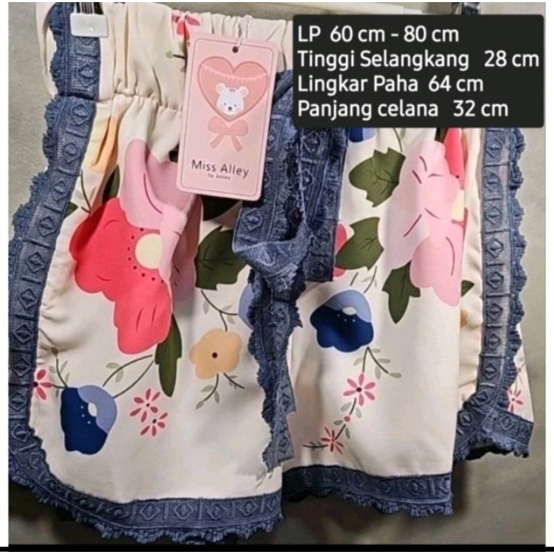 Miss Alley Celana Pendek