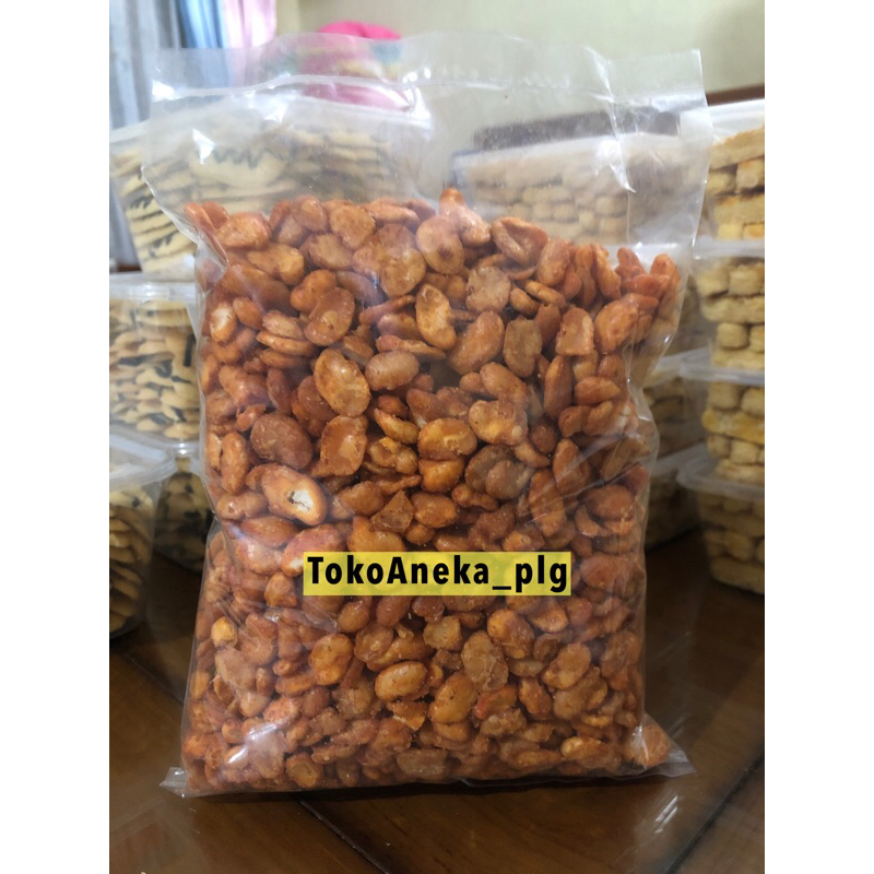 

Kacang Koro Jaipong Rasa Balado / Snack Lebaran / Kiloan 500g