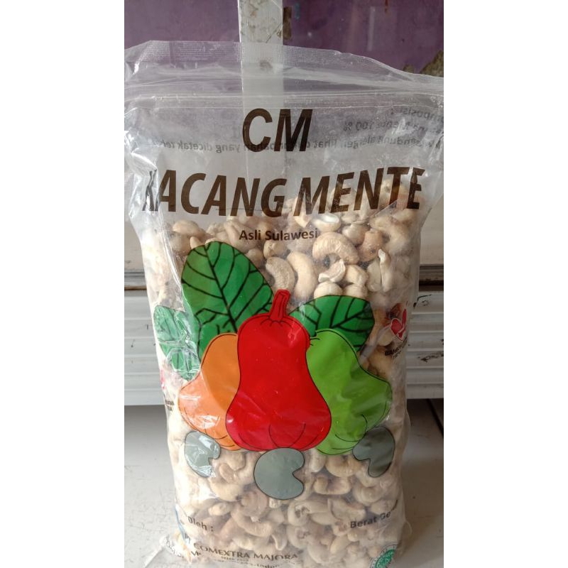 

kacang mede utuh murah