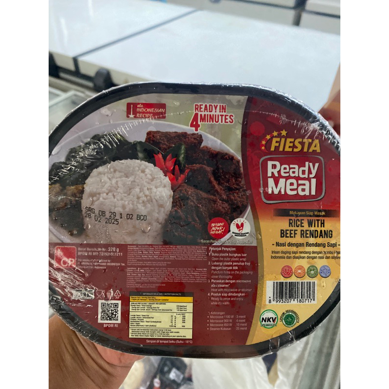 

fiesta ready meal rice with beef rendang