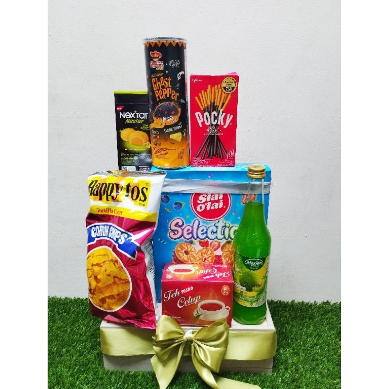 

Hampers snack lebaran premium