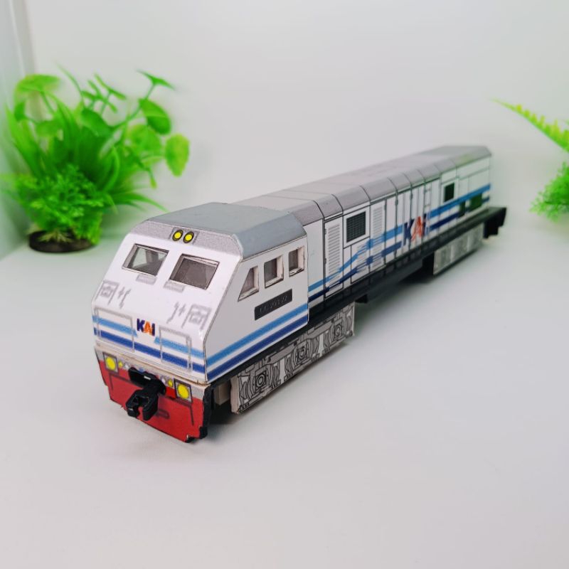 MINIATUR LOKOMOTIF CC 203 PUTIH BIRU