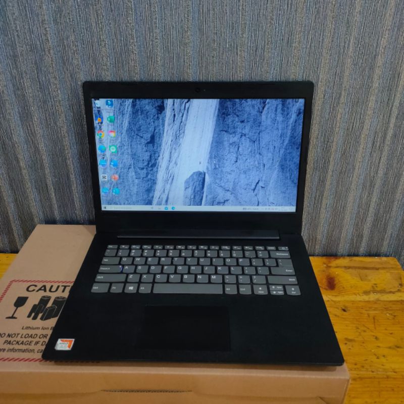 Laptop Lenovo V145, AMD A6-9225, Ram4GB Hdd500GB, Siap Pakai