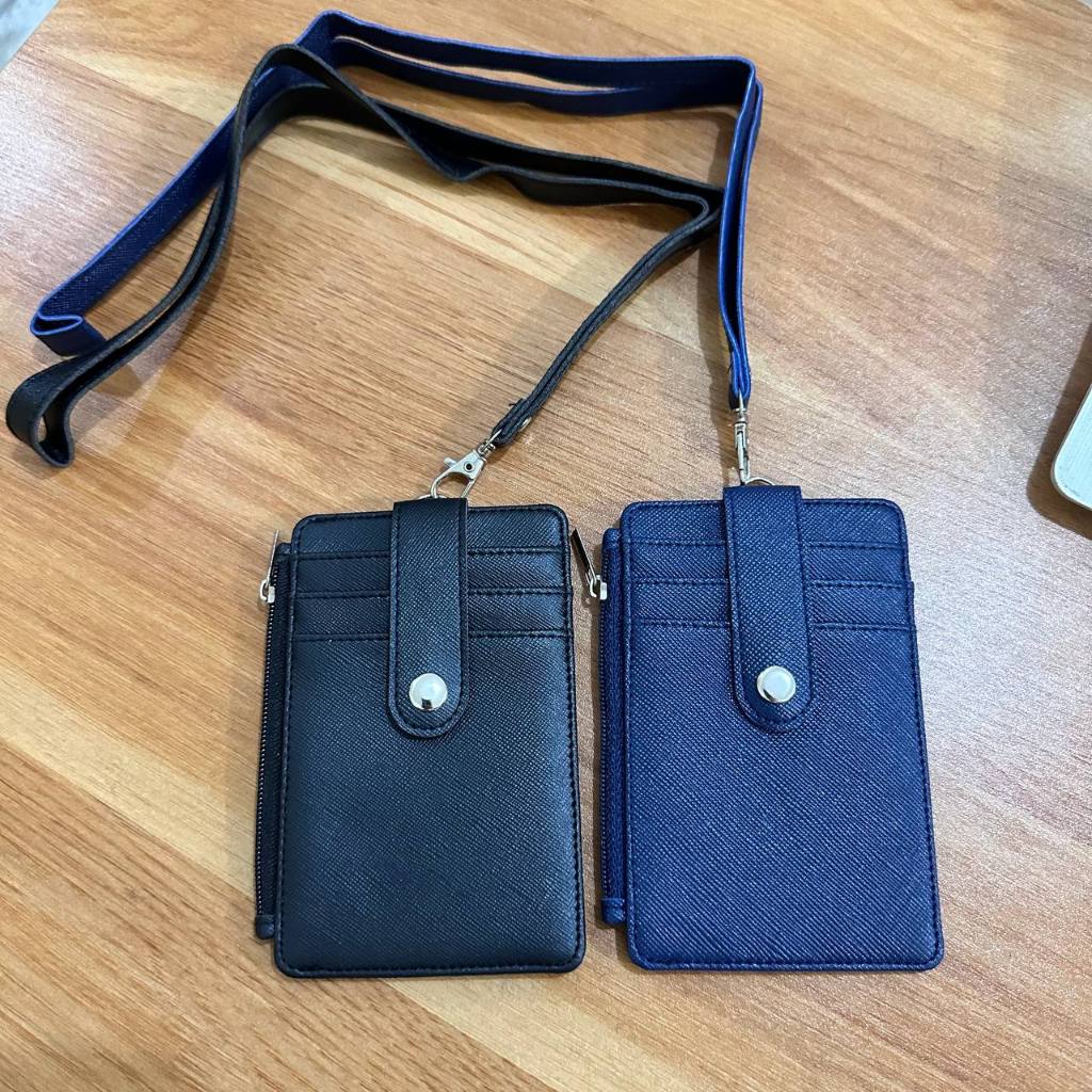 

Holder Mobby / Name Tag Id Card / ID Card Holder Kulit Sintetis / Holder Custom