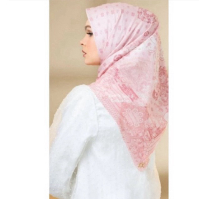 preloved dharmawangsa scarf rose wearing klamby