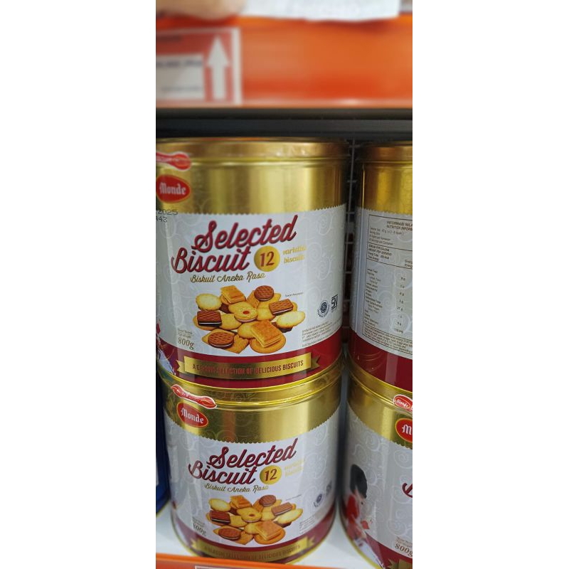 

MONDE SELECTED BISCUITS GOLD 800 GR / KUE LEBARAN