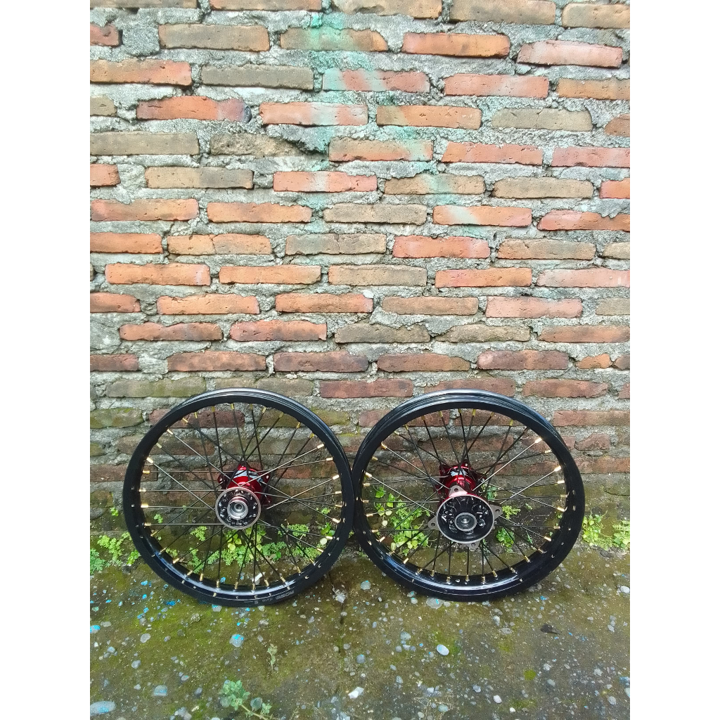 Wheelset Semi Cacing D-Tracker Ring 17 Velg Set Surex KLX Ring 17 Ukur 160/185