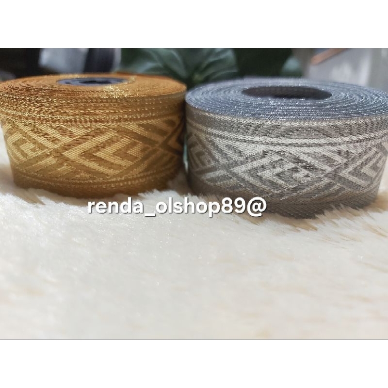 

Pita Gamis Motif Wajik/Ukuran 4 cm