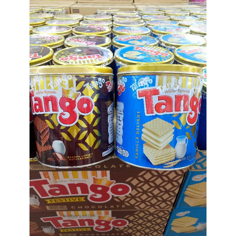 

TANGO WAFER KALENG 290GR