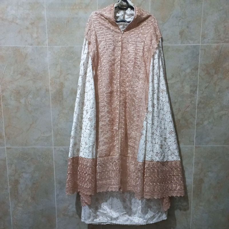 Mukena Jumbo Sutra Bordir Mewah