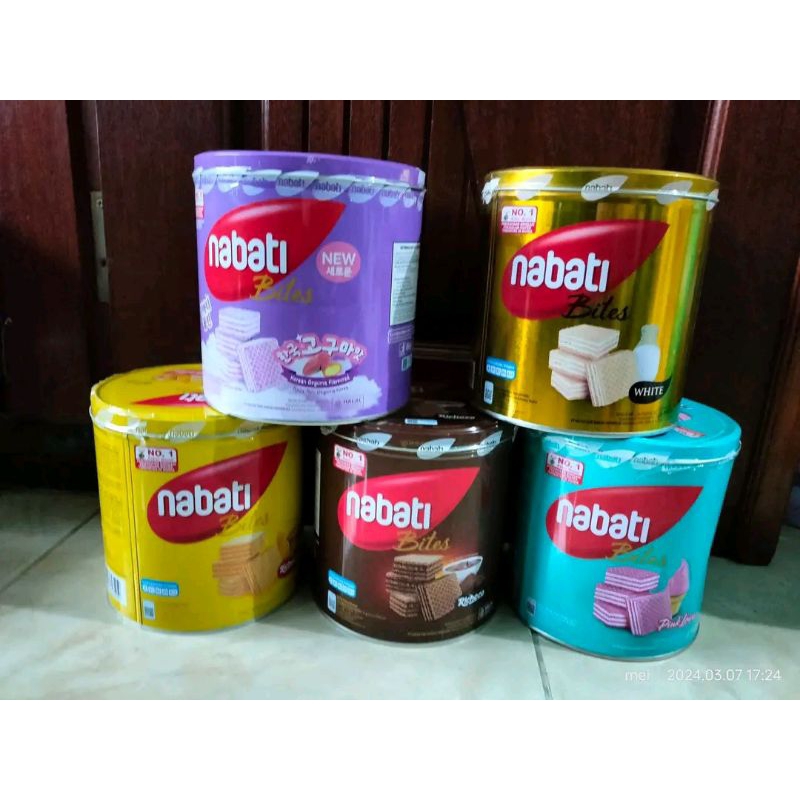 

kue kaleng lebaran (tanggo nabati nextar goodtime nissin wafer)