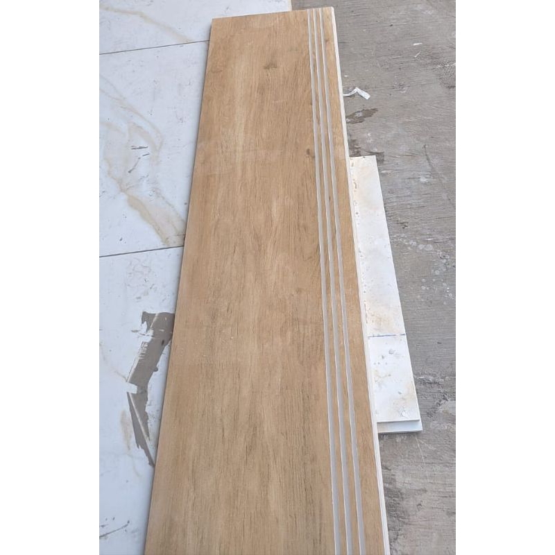 Granit anak tangga motif kayu minimalis modern custom ukuran 30x80x30x90x30x100x30x120