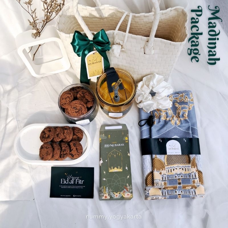 

Hampers Lebaran Idulfitri Parcel Ramadhan Kue Kering Cookies by Nummy Yogyakarta