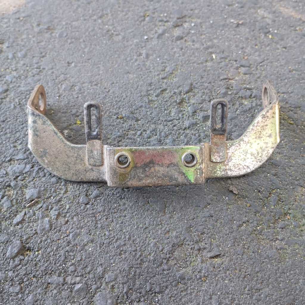 BREKET DUDUKAN LAMPU SEN RETING HONDA TIGER TIGER REVO ORIGINAL SECOND COPOTAN