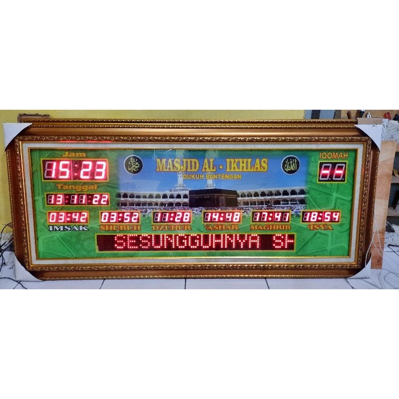jam masjid 140 x 60 running text