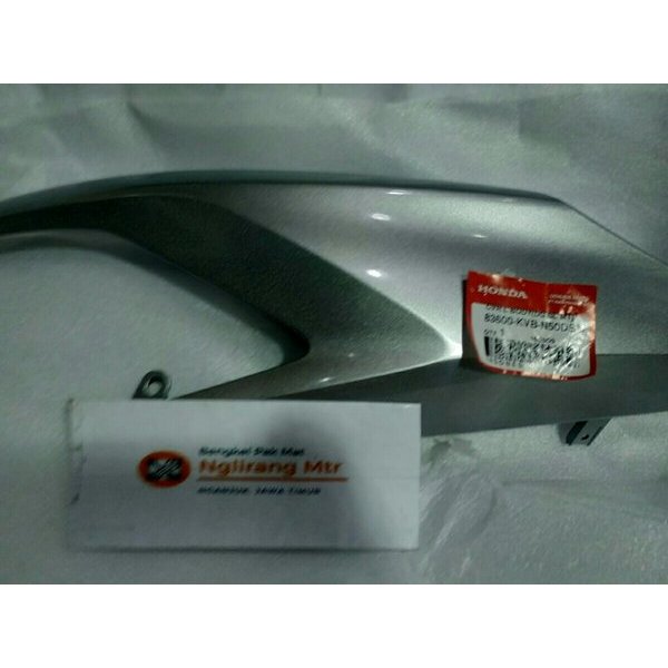 cover body samping kiri vario techno silver kode part 83600 kvb n50 dsm