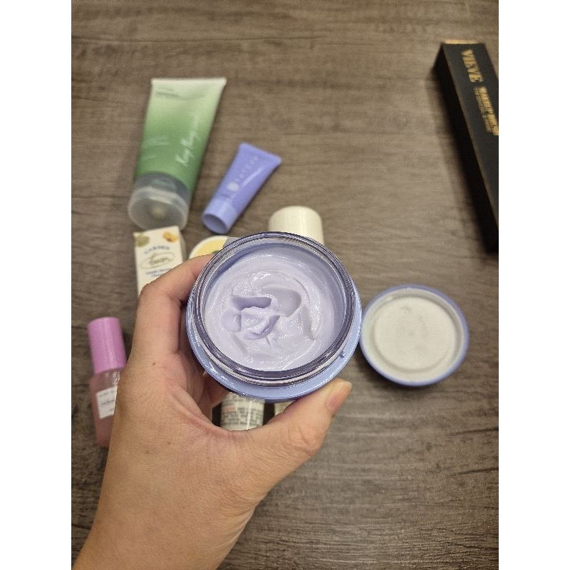 glow recipe hyaluronic serum - anua heartleaf wash - tatcha rice wash - tatcha the essence -  tatcha