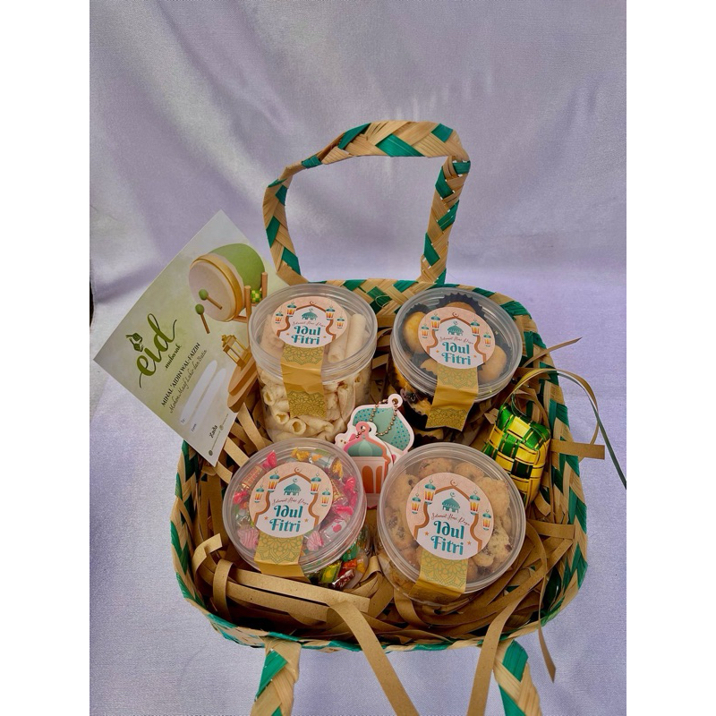 

Hampers Lebaran/ Paket Besek 7