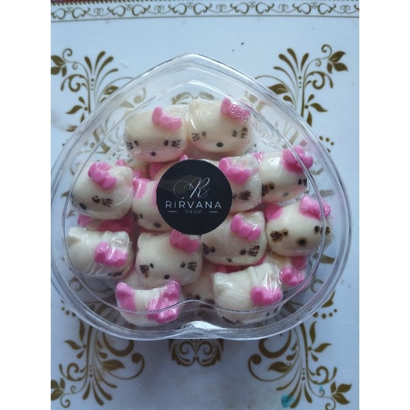 

coklat karakter hello Kitty