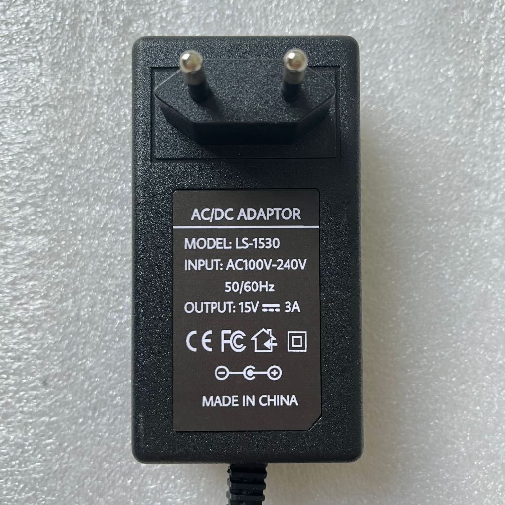 AC/DC ADAPTOR 15V 3A MODEL: LS-1530