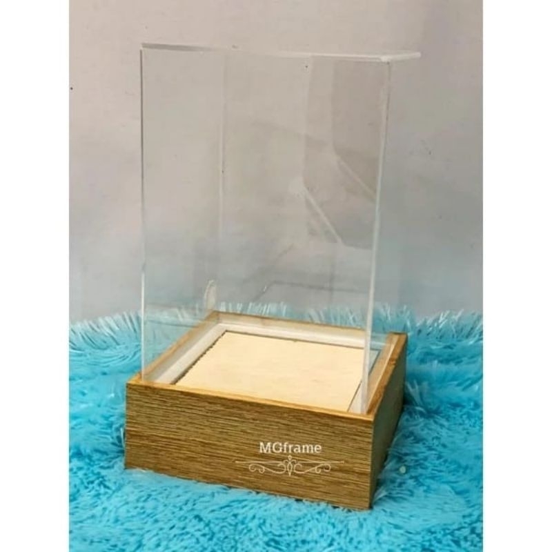 CUSTOM BOX AKRILIK DIECAST ACTION FIGURE PIALA PIAGAM BONEKA MEDALI