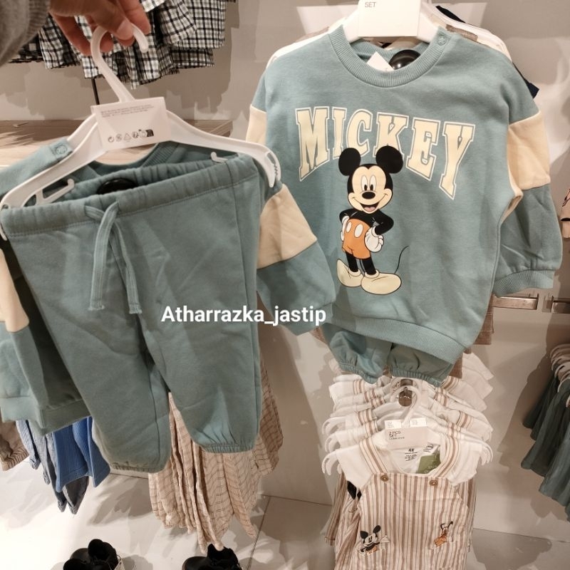 Sweater H&M Baby Mickey jastip jasa titip