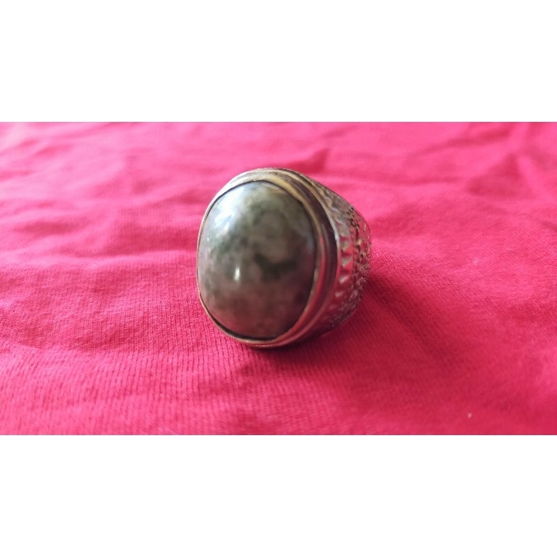 batu hijau lumut indah