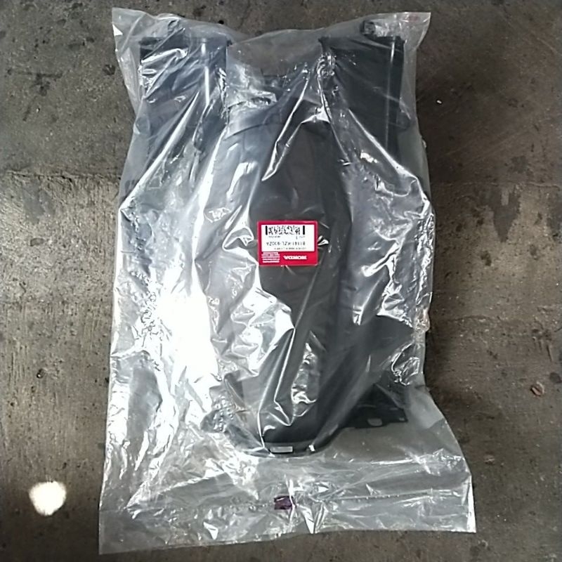 cover inner lower 81141KZL930ZA - leksil kontak spacy original AHM