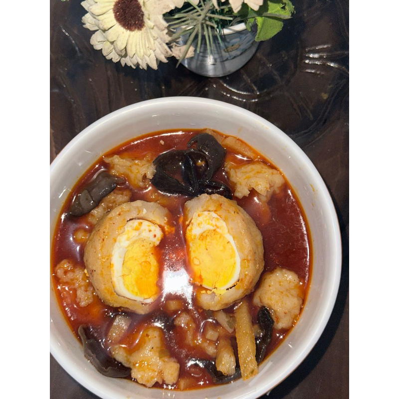 

Model telur kuah merah