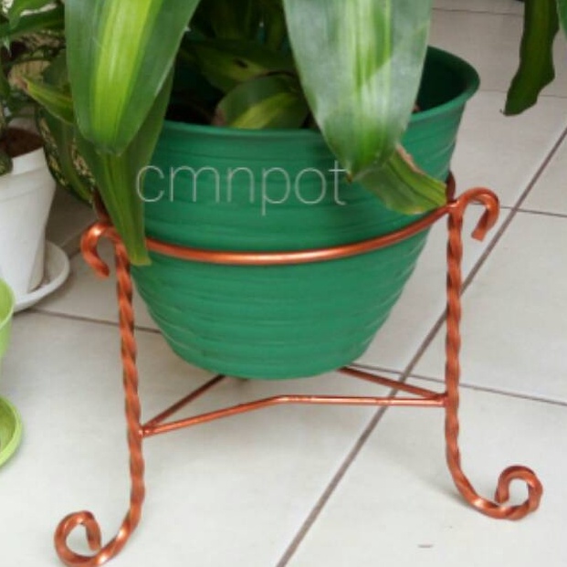 PALING DIMINATI Rak Bunga Besi Tempa untuk Pot ukuran 24cm 27cm dan 3cm