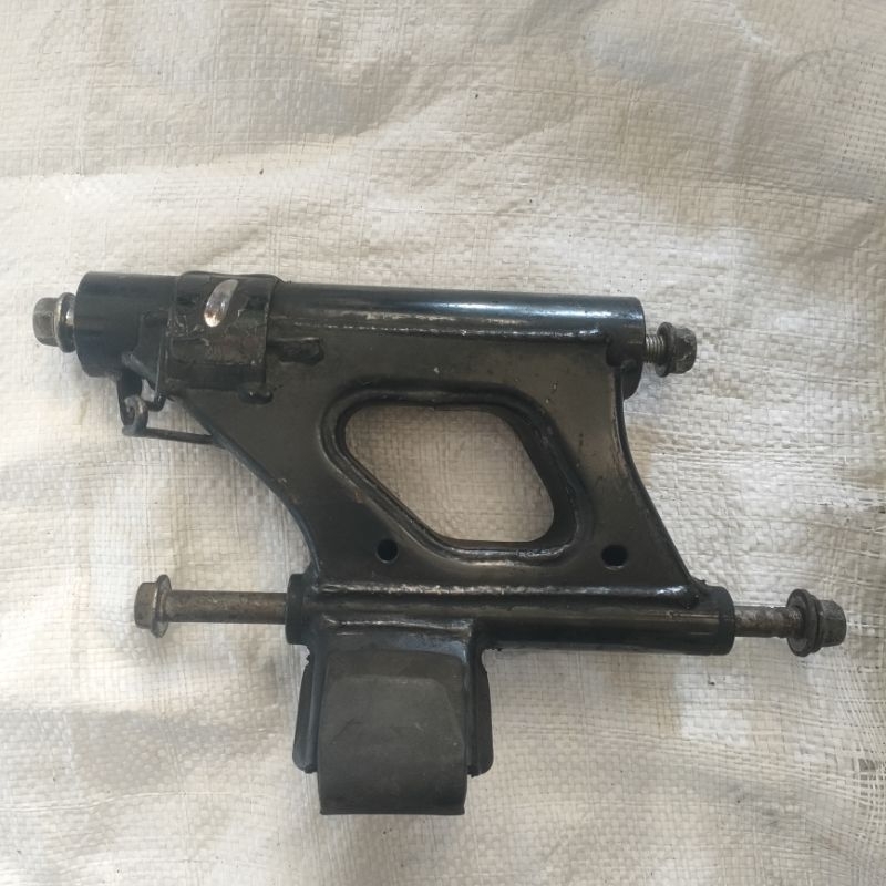 Angine mounting Yamaha Mio M3 Mio Z original copotan