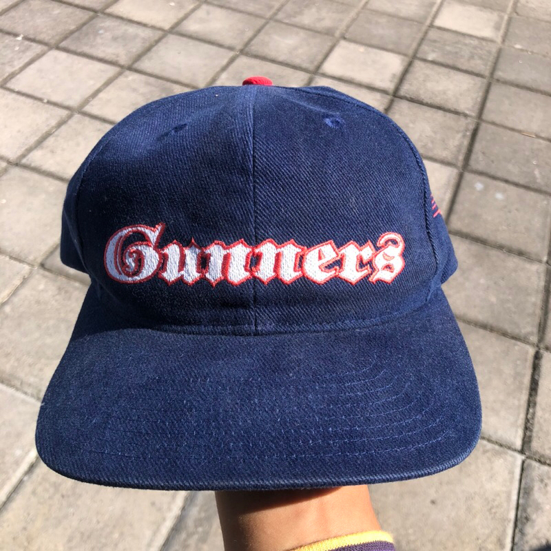 topi nike vtg