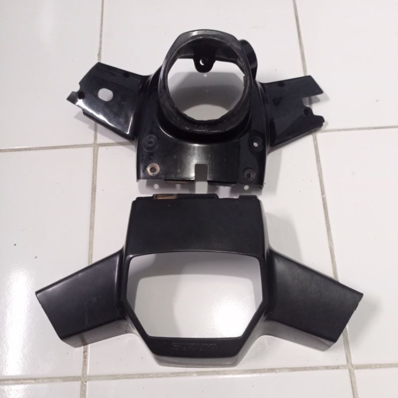 Batok Cover Kepala  Atas Bawah Suzuki Rc100 Bravo Rc 100 set bekas ORI copotan