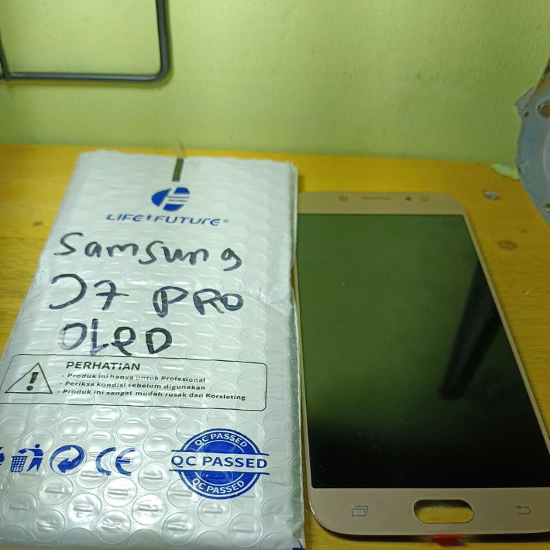 LCD SAMSUNG J7 PRO FULL SET KUALITAS ORI OLED