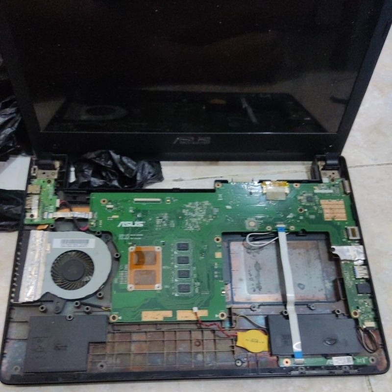 mainboard/mobo Asus x401U