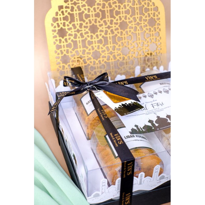 

mika hampers lebaran