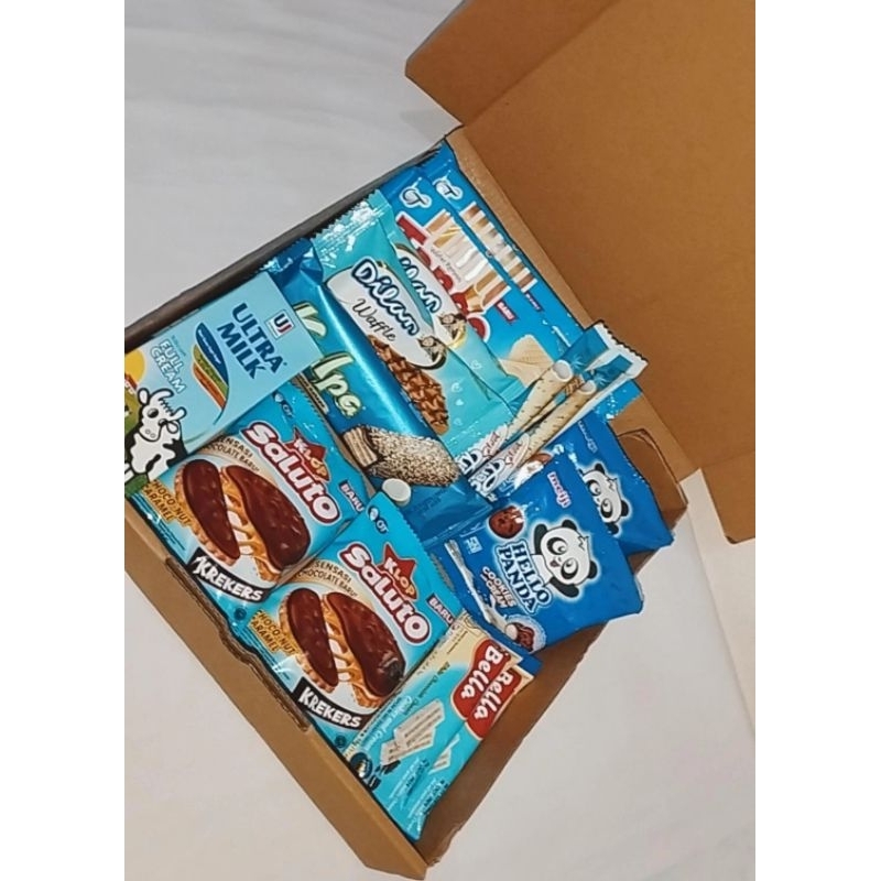 

SNACKBOX/HAMPERS/GIFTBOX/KADOULANGTAHUN/WISUDA/ANNIVERSARY BLUEMOOD EDITION