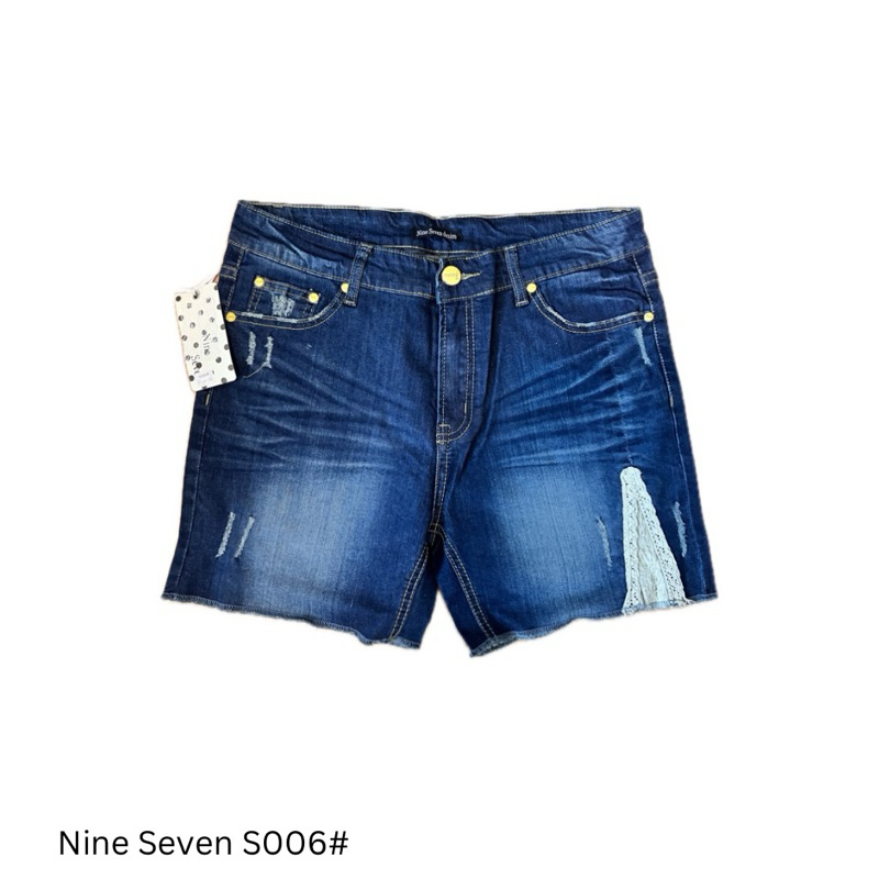 NS Celana Jeans Pendek Wanita Detail Renda