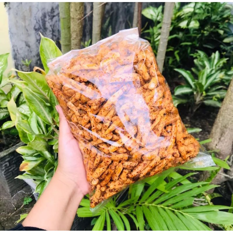 

Basreng Bandung Viral 1/2 kg | Bakso Goreng Pedas Daun Jeruk 500gram Pedas Nampol